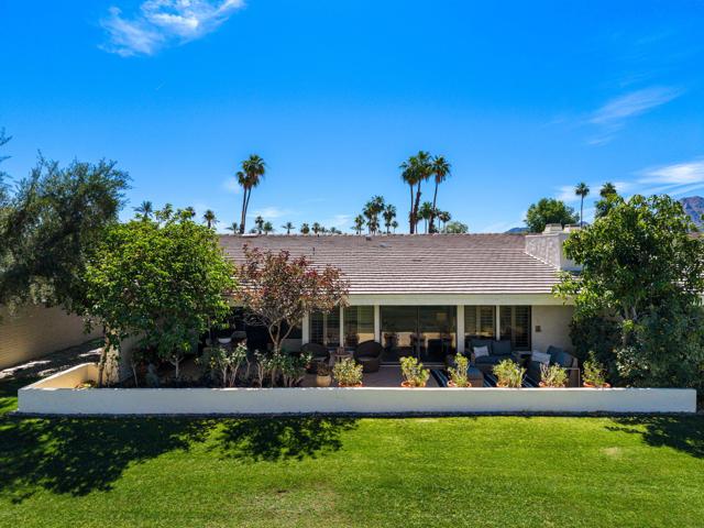 44825 Guadalupe Drive, Indian Wells CA: https://media.crmls.org/mediaz/41c66fdf-22d9-4199-ad10-3e0fc8988210.jpg