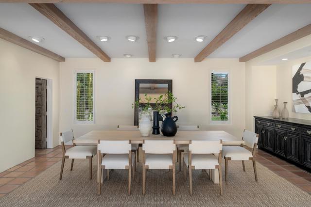 17716 Via De Fortuna, Rancho Santa Fe CA: https://media.crmls.org/mediaz/41c68855-6c29-4287-a241-1dd8f6d65b5d.jpg