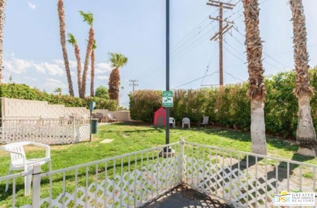 15500 Bubbling Wells Road, Desert Hot Springs CA: https://media.crmls.org/mediaz/41c6e607-c700-4e1e-b2bb-932c553fe94b.jpg