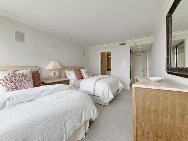 Detail Gallery Image 17 of 54 For 1770 Avenida Del Mundo #809,  Coronado,  CA 92118 - 3 Beds | 3 Baths