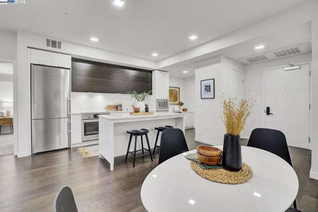 Details for 1605 Riviera Ave  507, Walnut Creek, CA 94596