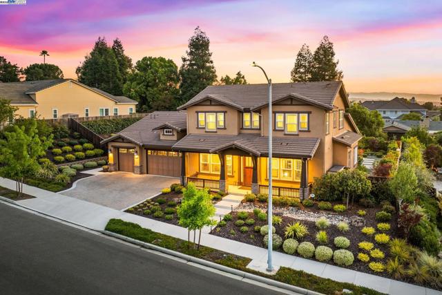 2135 Terra Bella Ct, Livermore CA: https://media.crmls.org/mediaz/41c825f4-4176-4b72-a20a-2a2207a542de.jpg