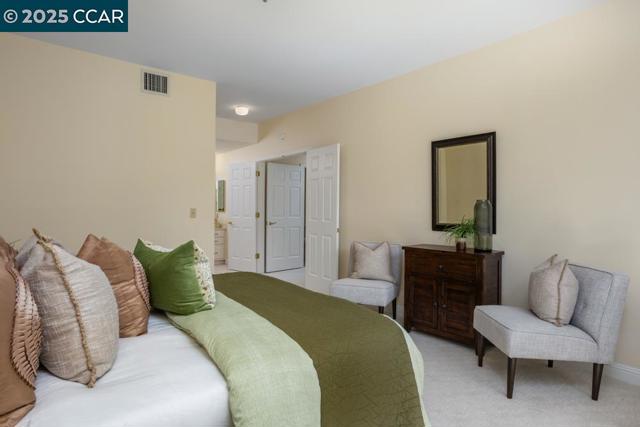 1860 Tice Creek Dr, Walnut Creek CA: https://media.crmls.org/mediaz/41c85070-fc1c-46c2-b459-1e970f928154.jpg