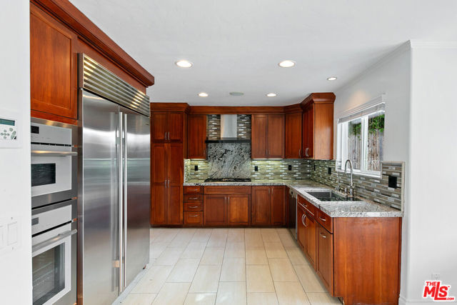 30630 Morning View Drive, Malibu CA: https://media.crmls.org/mediaz/41c866b1-36a9-4c77-ad0b-f48d7ac7a3d5.jpg