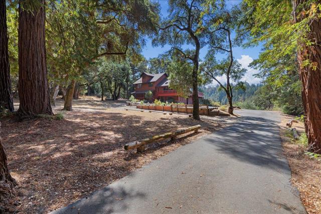 17337 Debbie Road, Los Gatos CA: https://media.crmls.org/mediaz/41c8a031-2ae6-4580-8ee0-66c01c5fec74.jpg
