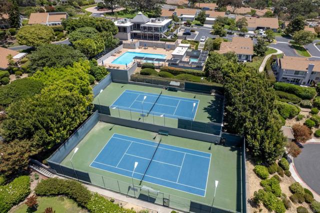 2207 Caminito Cabala, La Jolla CA: https://media.crmls.org/mediaz/41c8d341-593b-421e-95ac-e1cfe49ac7b3.jpg