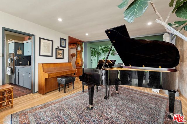 6190 Temple Hill Drive, Los Angeles CA: https://media.crmls.org/mediaz/41c9b29e-c09b-4a32-8234-e91a5fb7f7a7.jpg