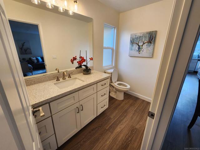 750 N Citrus Avenue, Vista CA: https://media.crmls.org/mediaz/41caed7b-eee0-42b2-9ec7-4573263895d7.jpg