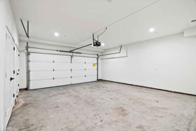 908 Woodside Road, Redwood City CA: https://media.crmls.org/mediaz/41cb44ef-4637-43fe-84a5-c83c3cd4d48b.jpg