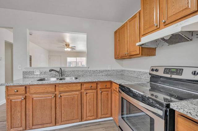 2842 N First Street, Fresno CA: https://media.crmls.org/mediaz/41cb9baa-5f3b-4ef6-a720-5838345e4336.jpg
