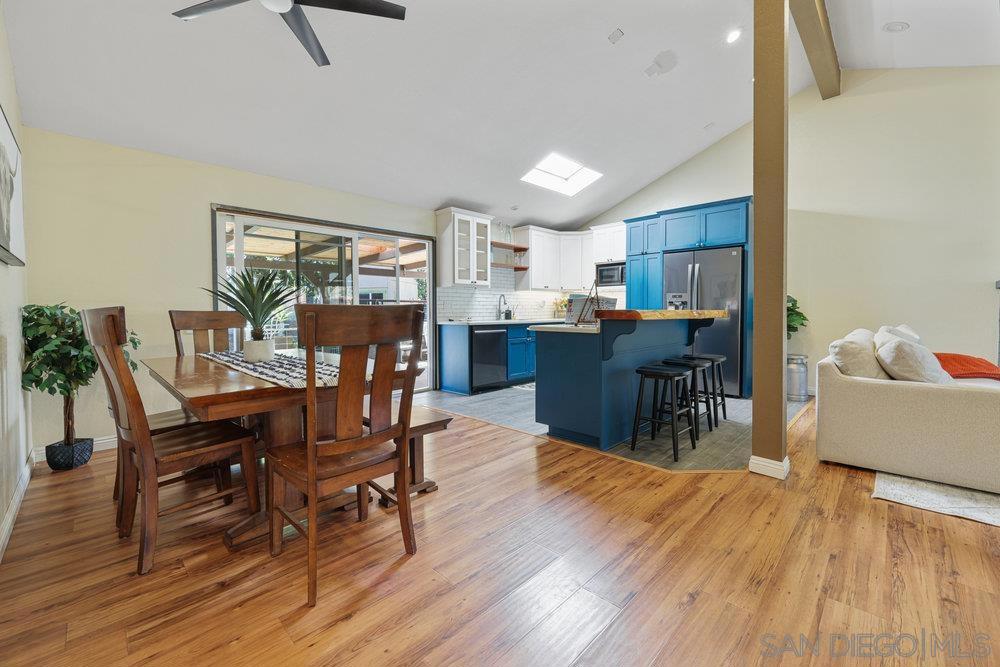 MLS #250034913SD image #10