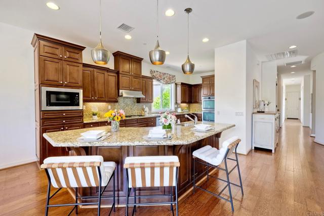 Image 11 of 57 For 1165 Village Dr
