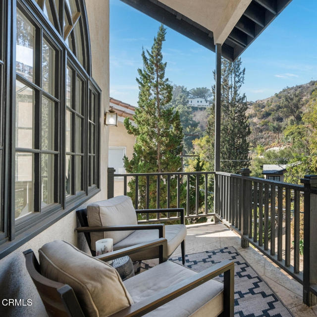 Detail Gallery Image 24 of 27 For 8032 Willow Glen Rd, Los Angeles,  CA 90046 - 3 Beds | 3 Baths
