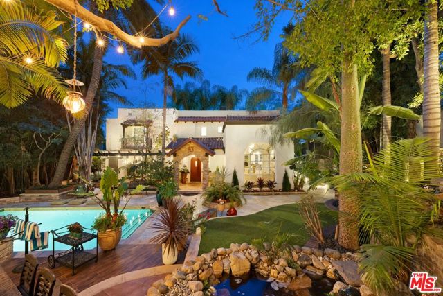 2276 La Granada Drive, Los Angeles CA: https://media.crmls.org/mediaz/41cd8135-d540-4447-abf9-871f59736c8d.jpg