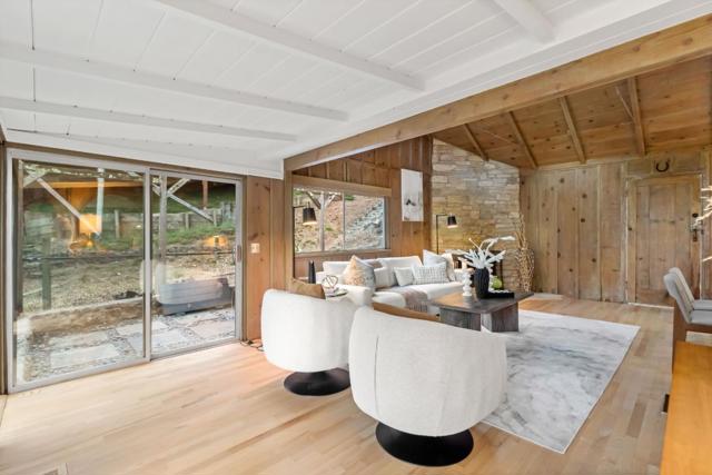 1019 Los Trancos Road, Portola Valley CA: https://media.crmls.org/mediaz/41cdbfa5-393e-48f6-9917-0bb5ef85685c.jpg