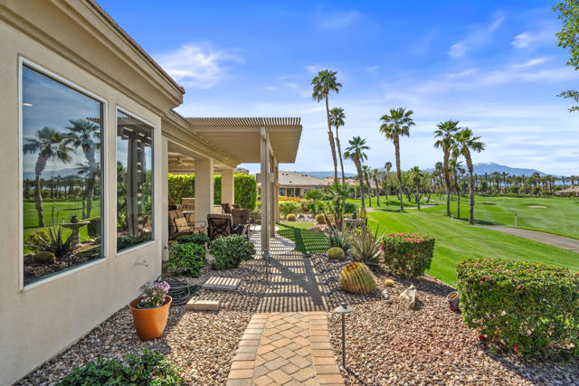 80610 Prestwick Place, Indio CA: https://media.crmls.org/mediaz/41cdc063-119f-4c85-9d8e-03d650c73ed1.jpg