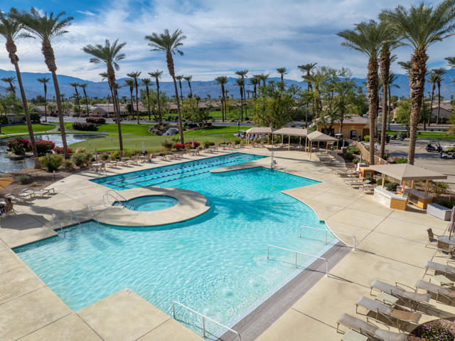 78664 Platinum Drive, Palm Desert CA: https://media.crmls.org/mediaz/41cde69a-fda1-4eca-955c-194f02679fc0.jpg