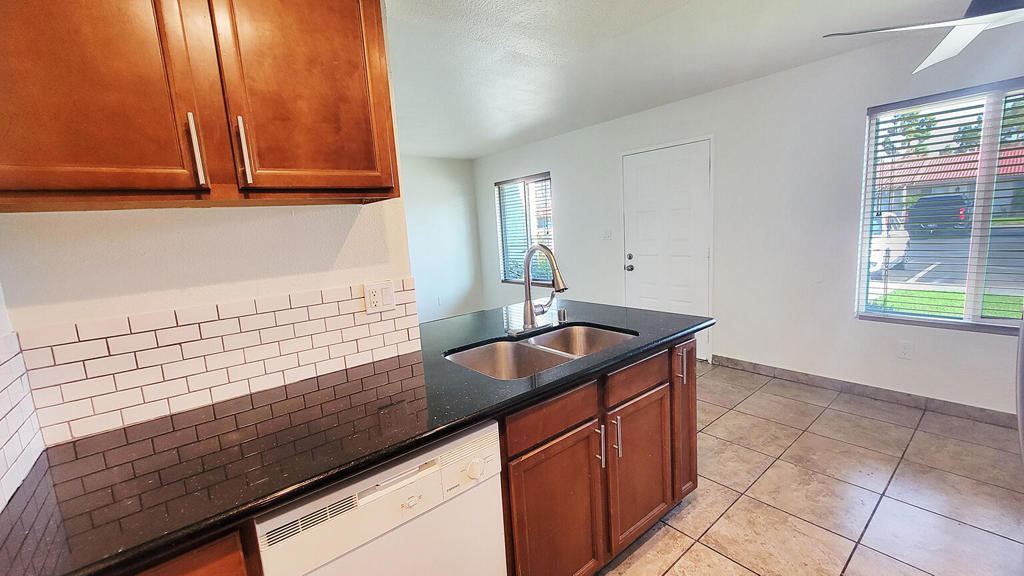 MLS #219129017DA img 12