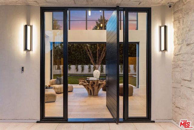 1749 Mandeville Lane, Los Angeles CA: https://media.crmls.org/mediaz/41ce6c31-b26f-41f0-a454-b9987791e764.jpg