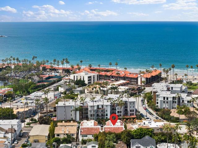 8131 El Paseo Grande, La Jolla, California 92037, 2 Bedrooms Bedrooms, ,2 BathroomsBathrooms,Condominium,For Sale,El Paseo Grande,240021976SD