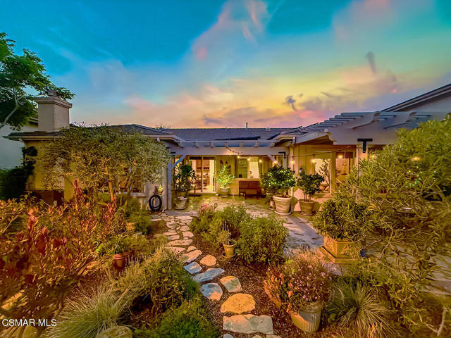 678 Via Carro, Newbury Park CA: https://media.crmls.org/mediaz/41cee077-8415-4ebe-a4a3-ca6e09c3286b.jpg