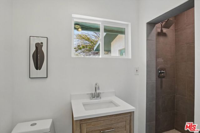 6391 Ruth Drive, Yucca Valley CA: https://media.crmls.org/mediaz/41cf66f5-e30d-4ded-9e62-7df857f2283c.jpg