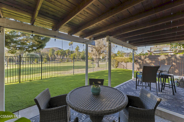 5757 Lake Lindero Drive, Agoura Hills CA: https://media.crmls.org/mediaz/41d015d3-e249-437b-a619-4ff72c46ed9b.jpg