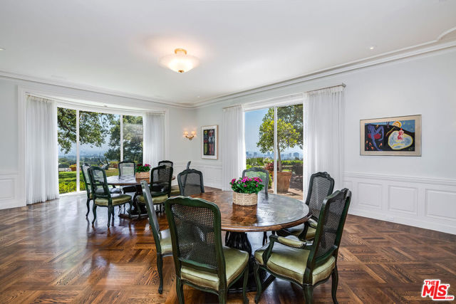 11080 Chalon Road, Los Angeles CA: https://media.crmls.org/mediaz/41d03b87-9018-4ed4-ba5d-a245ea3f55d8.jpg