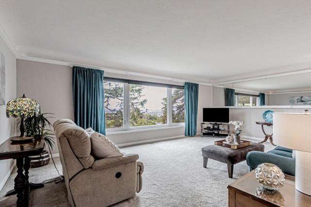 11020 Enchanto Vista Drive, San Jose CA: https://media.crmls.org/mediaz/41d090c5-1483-4a31-9460-306339f79721.jpg