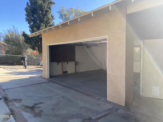 10315 Mcbroom Street, Sunland CA: https://media.crmls.org/mediaz/41d23b65-d32b-4ad4-bafa-a3fa0a460b0b.jpg
