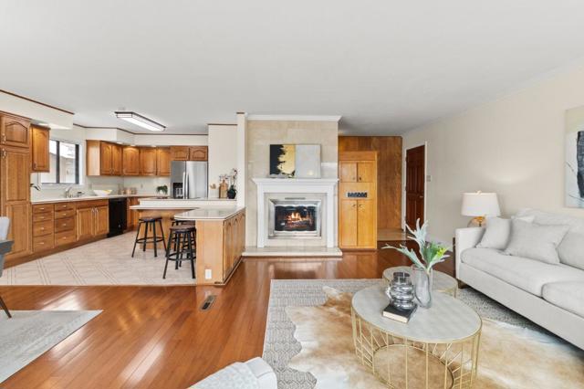 263 San Fernando Way, Daly City CA: https://media.crmls.org/mediaz/41d31c1d-4ae8-4830-8efa-5b6e13cf2065.jpg