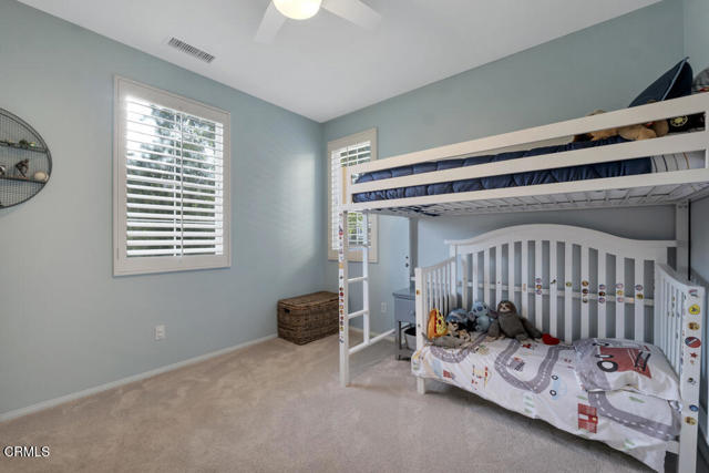 11806 Ricasoli Way, Porter Ranch CA: https://media.crmls.org/mediaz/41d32a96-3005-4249-97ad-f010a3426250.jpg