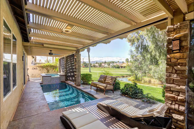 49645 Redford Way, Indio CA: https://media.crmls.org/mediaz/41d38d83-4881-479e-a9e4-c1df4fc6757c.jpg