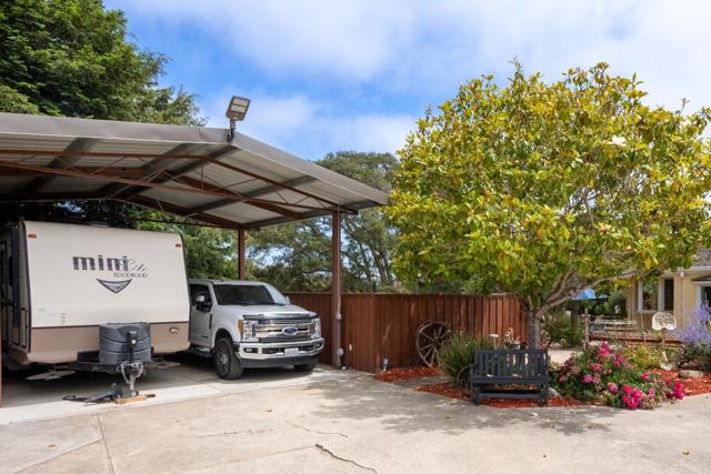 3225 Hillman Lane, Royal Oaks CA: https://media.crmls.org/mediaz/41d3c906-532c-4c91-8c4e-676a327149a8.jpg