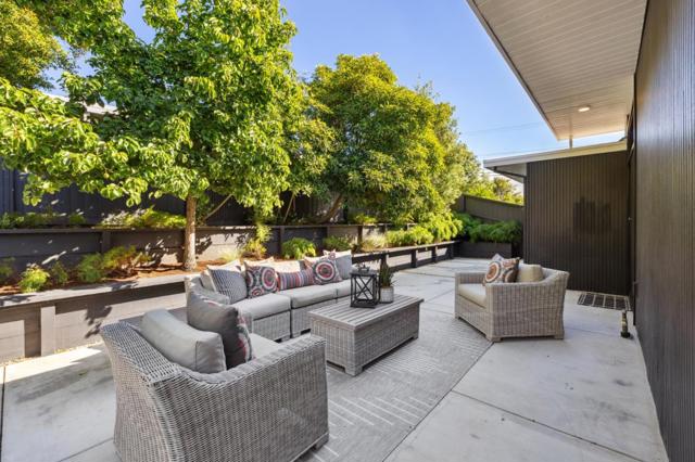 1651 Lexington, San Mateo CA: https://media.crmls.org/mediaz/41d3ec62-e81e-4f39-98a6-aff907618bb4.jpg
