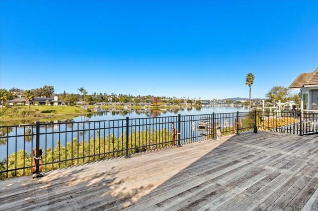 Detail Gallery Image 14 of 27 For 1610 via La Plaza, San Marcos,  CA 92078 - 3 Beds | 3 Baths