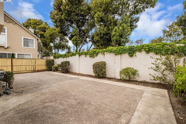 4293 OLIVER WAY, Union City CA: https://media.crmls.org/mediaz/41d45d97-1ce9-429f-b80f-cd20538a00c3.jpg