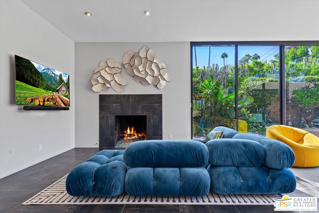 MLS #25607143PS image #4