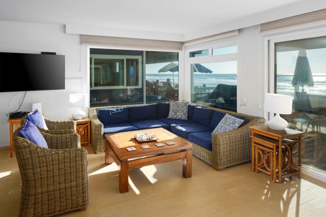 Detail Gallery Image 8 of 21 For 1812 Ocean Front, Del Mar,  CA 92014 - 3 Beds | 2 Baths