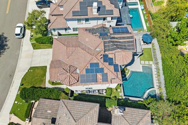 1781 Lemon Tree Court, San Marcos CA: https://media.crmls.org/mediaz/41d69305-fff3-45e9-ba5e-5b9d96001db1.jpg