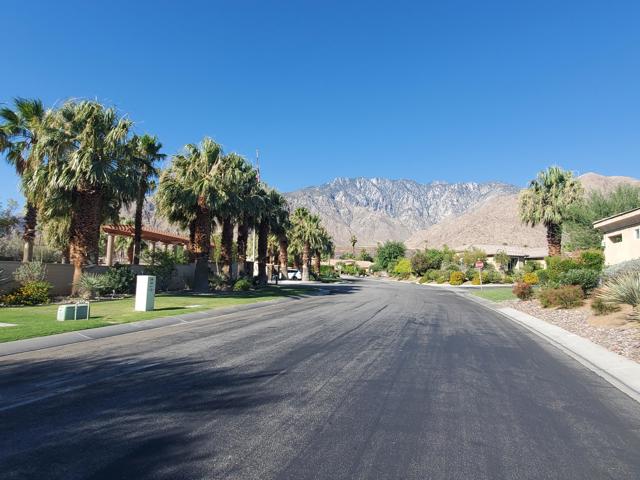 895 Ventana, Palm Springs, CA 92262