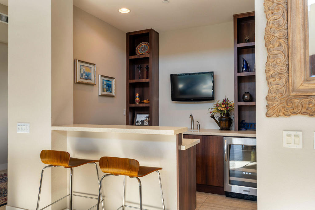 MLS #219139592DA image #16