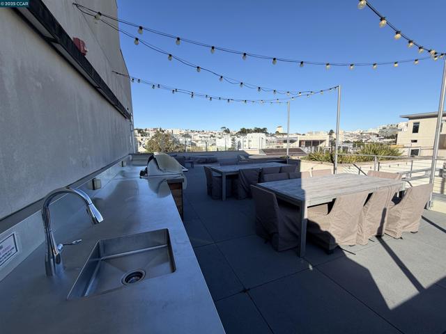 2655 Bush, San Francisco CA: https://media.crmls.org/mediaz/41d806c0-4c41-4aa3-a86d-157d29dc1530.jpg