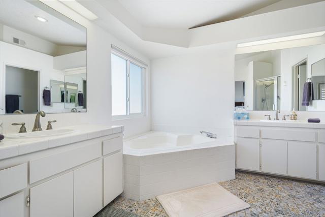 Image 30 of 44 For 371 Desert Falls Drive