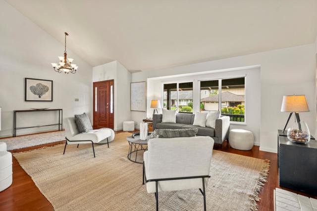 1 Le Havre Place, Half Moon Bay CA: https://media.crmls.org/mediaz/41d86524-ca8d-496d-82ce-ae1927ccbfb6.jpg