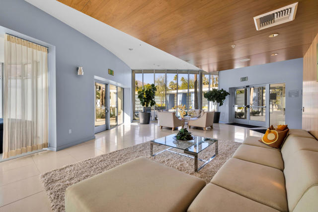 1028 E Palm Canyon Drive #207, Palm Springs, CA 92264