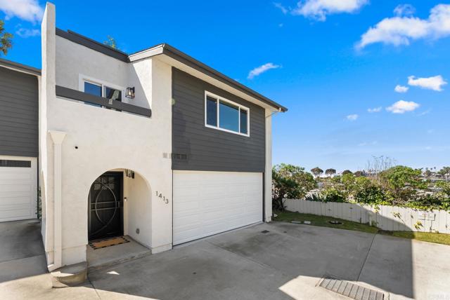 Detail Gallery Image 2 of 41 For 1413 La Salina St, Oceanside,  CA 92054 - 3 Beds | 2 Baths