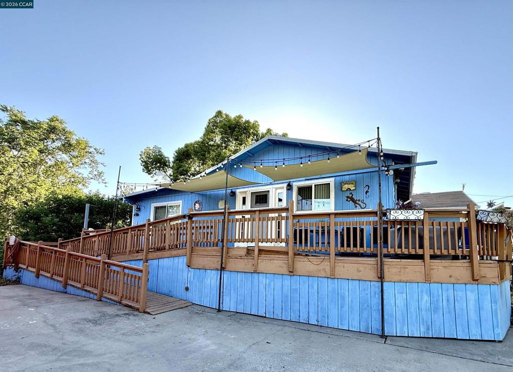 1824 Sycamore Drive