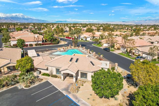 80055 Jasper Park Avenue, Indio CA: https://media.crmls.org/mediaz/41db88bd-df52-4c02-94c2-5bc1a4c2321b.jpg
