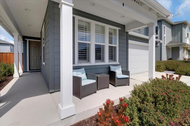 277 Skyview Drive, Marina CA: https://media.crmls.org/mediaz/41dbb7cc-c460-4f52-bdc2-2a00f00e79d4.jpg
